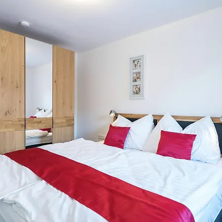 בית נופש Modern Holiday In With Private Sauna *