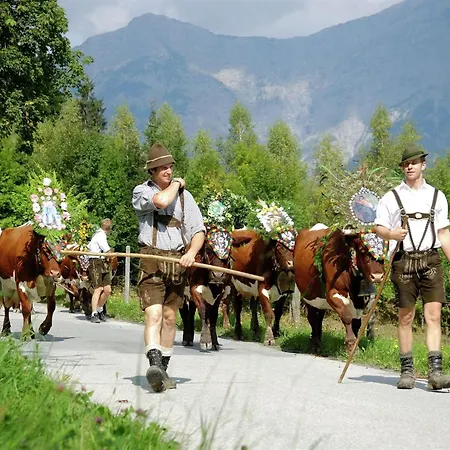 Modern Holiday In With Private Sauna לאוגנג